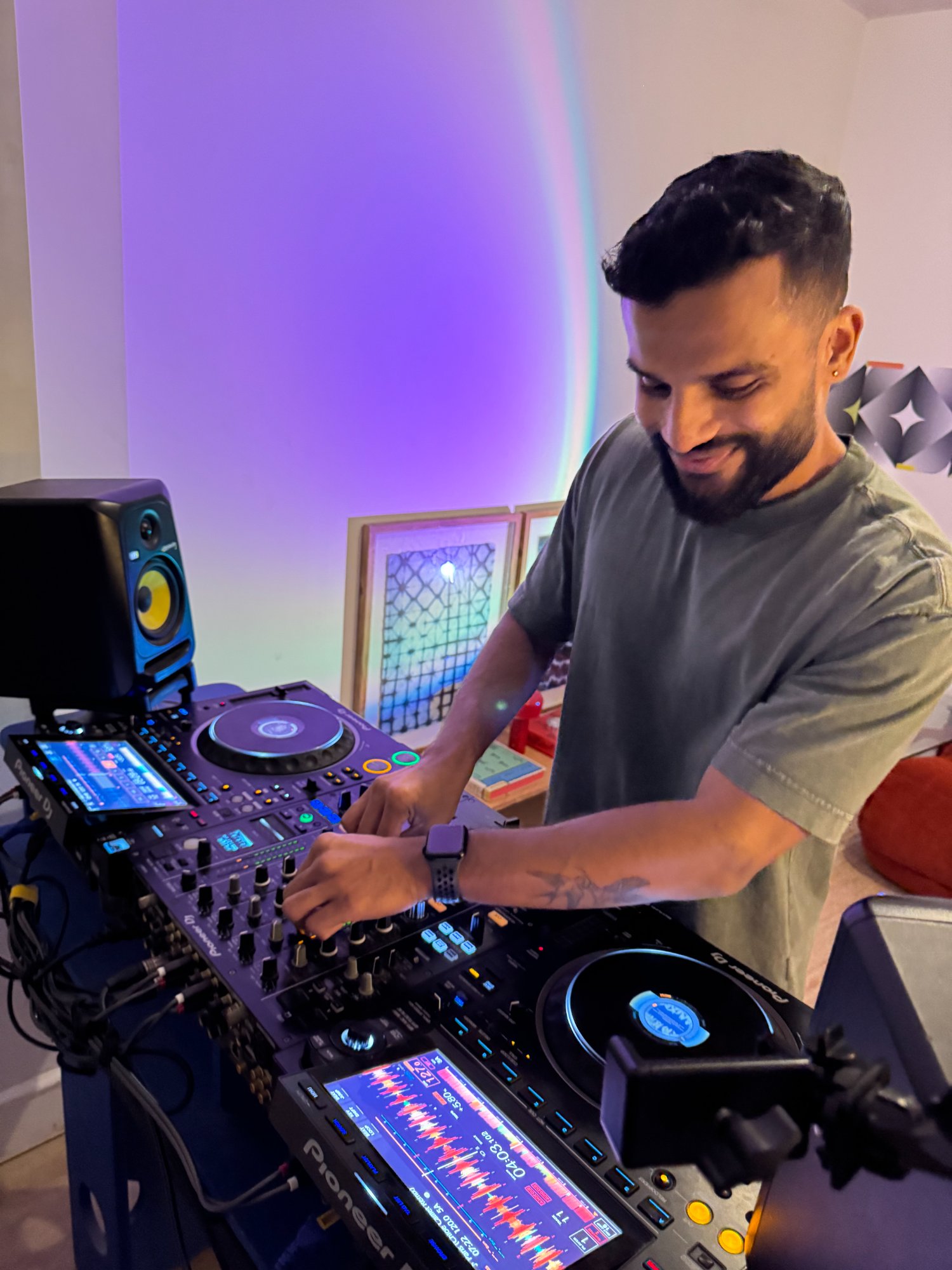 Midhun on Pioneer decks at home setup